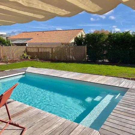 Renovee Au Calme, Piscine Chauffee Et Jardin - Bisca וילה *