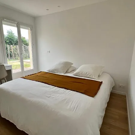 Maison Avec Piscine Et Jardin Privatifs - Un Sejour Au Calme