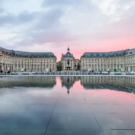 Villa Maison Avec Piscine Et Jardin Privatifs - Un Au Calme Biscarrosse
